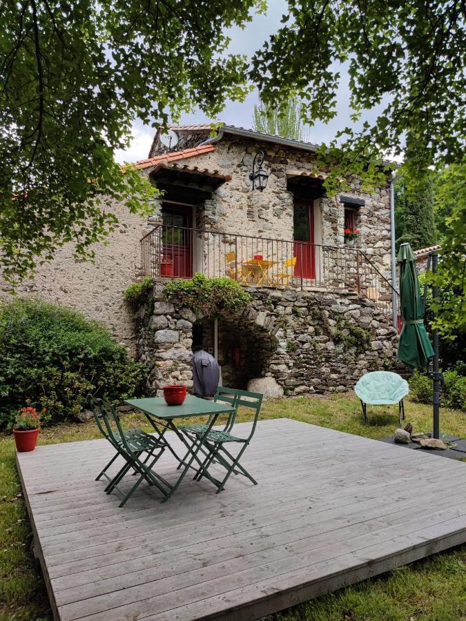Le Mas De Ribard Breau-et-Salagosse Exterior photo